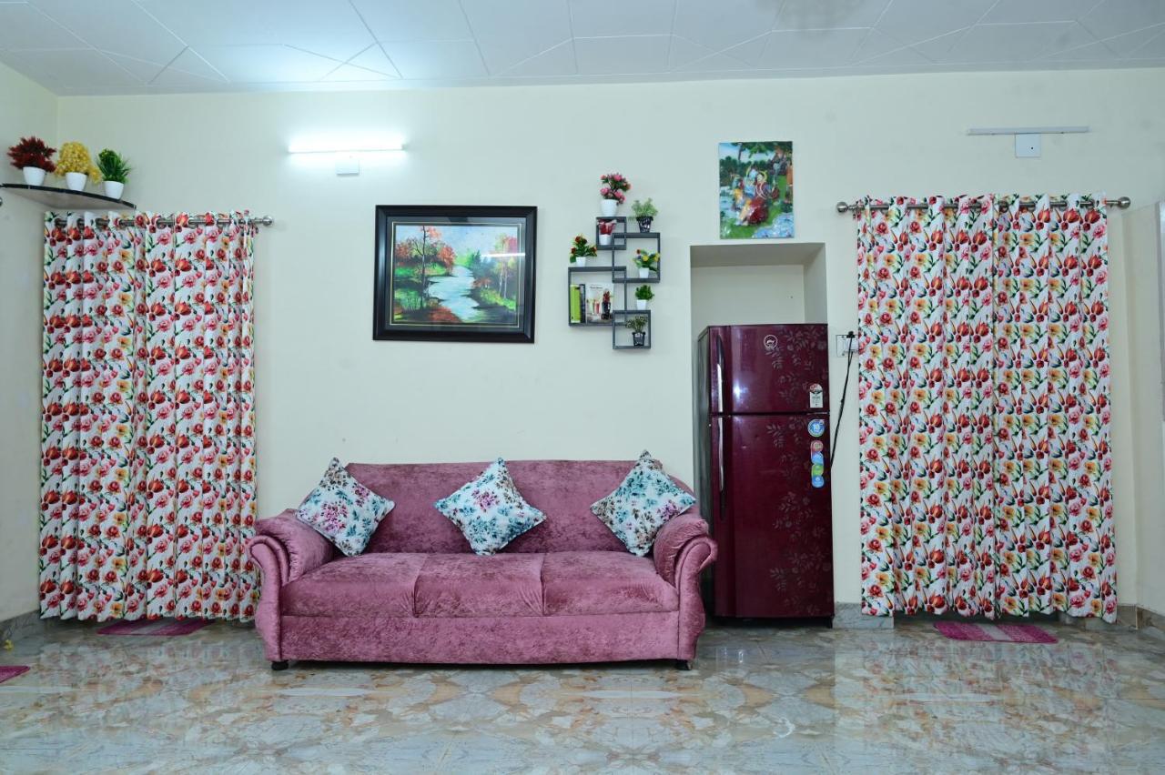 Dhairya'S Villa Home Away From Home จามมู ภายนอก รูปภาพ